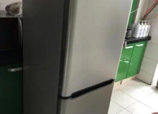 用什么清理冰箱异味 怎么清理冰箱异味